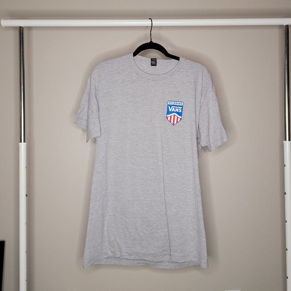 SUPER RARE Vans Employee Veterans T-Shirt Size: Large